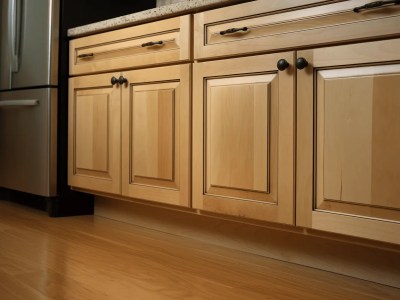 Natural Wood Cabinets Are In This Traditional Kitchen